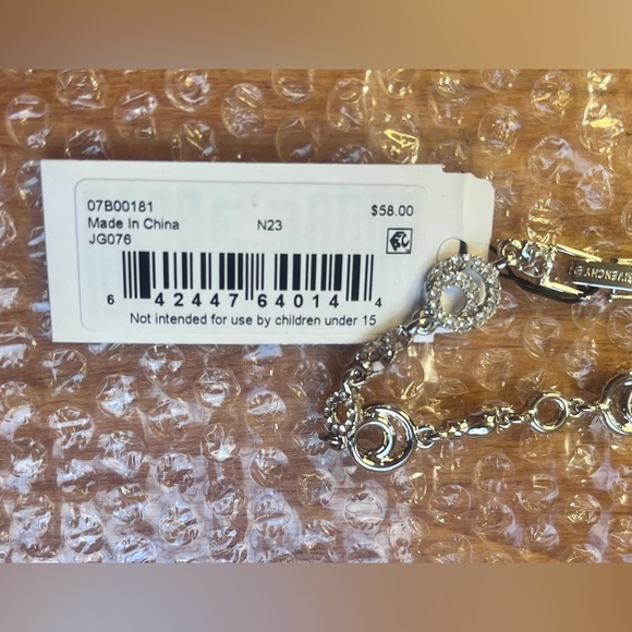 2 PC Set! Givenchy Bracelet & Earrings Set 💎 - Picture 11 of 16